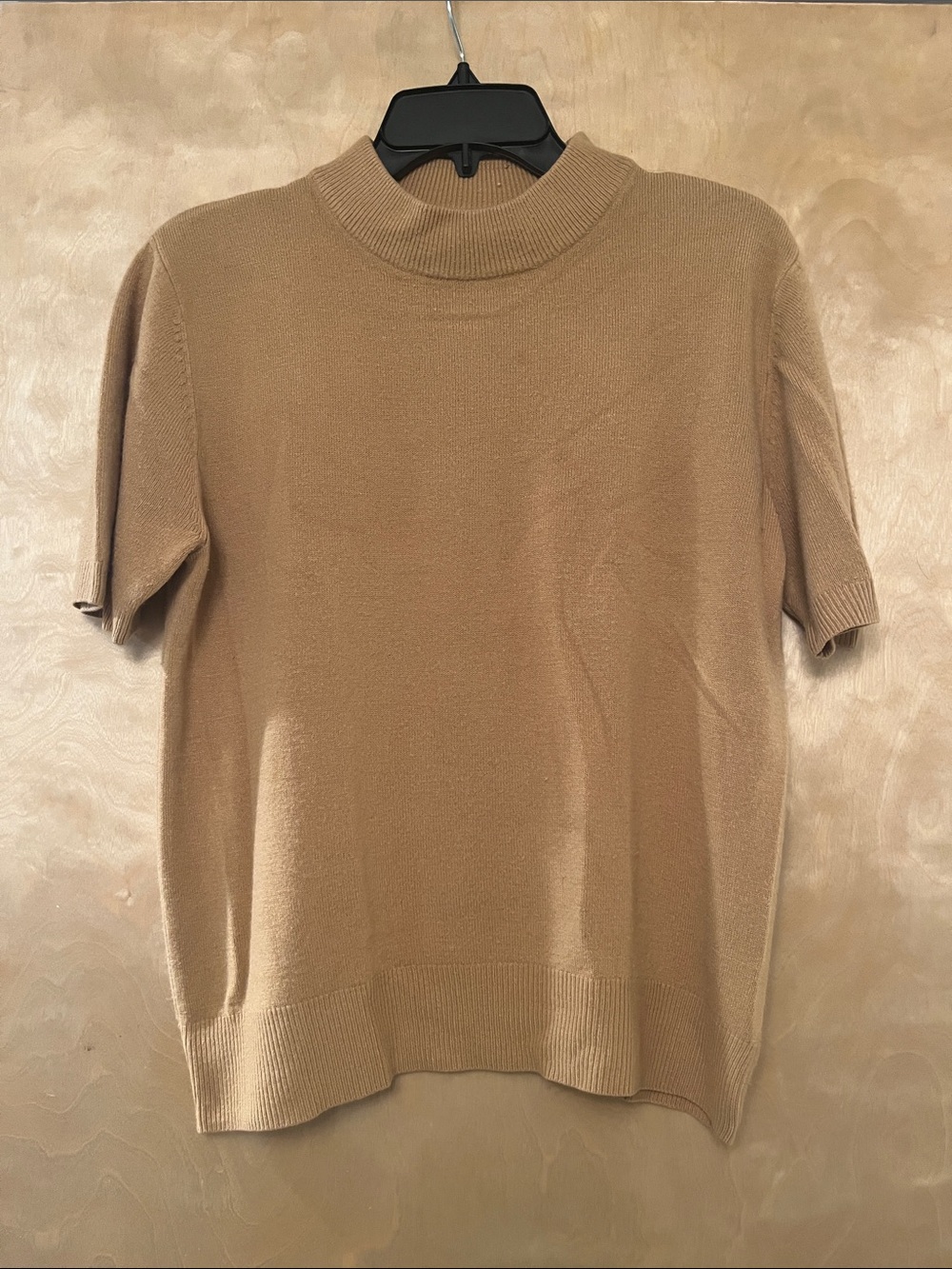 Women's Short-Sleeve Crewneck Sweater in Camel